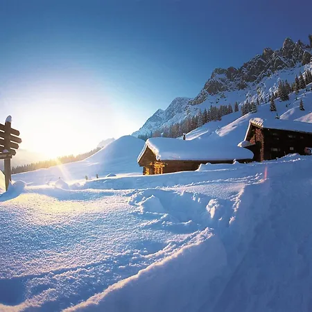 Alpesi faház Near The Area With Sauna, Cleaning Included